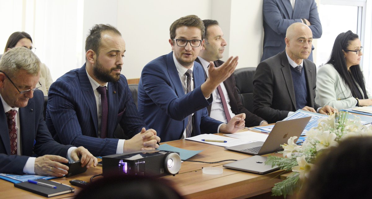 UNDP_Kosovo's tweet image. We&apos;re proud to introduce the use of #Lexdoks, an #AI legal research tool, now available for free to 500 Kosovo judges &amp;amp; legal staff thanks to @UNMIKosovo&apos;s financial support. 🤖 #AIforJustice and #LegalTech 💼 will improve judicial efficiency 🔍 &amp;amp; the quality of justice in Kosovo