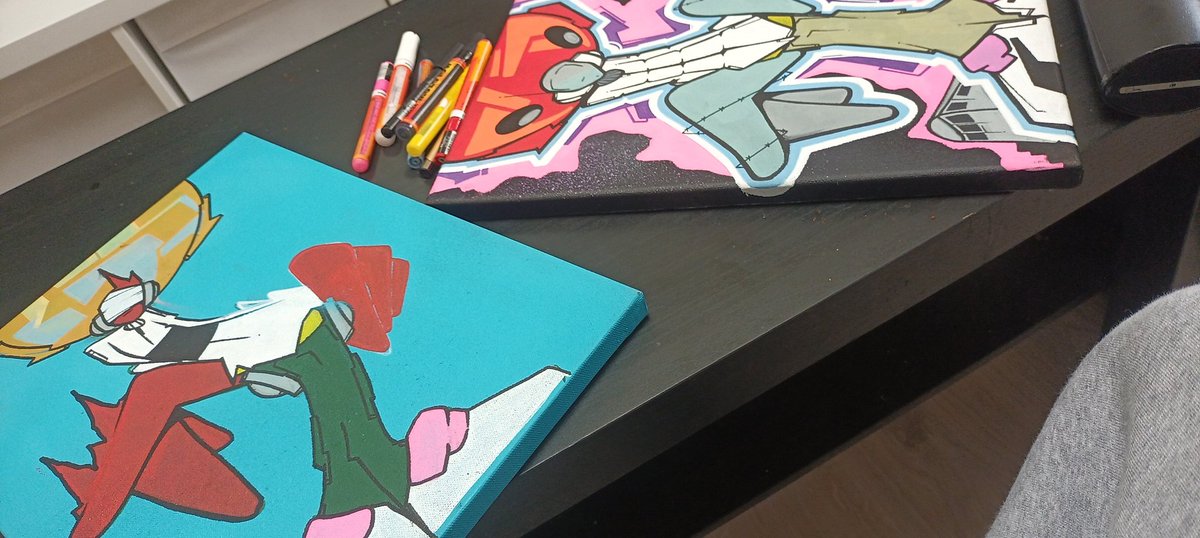 A few canvasses I'm finishing off today