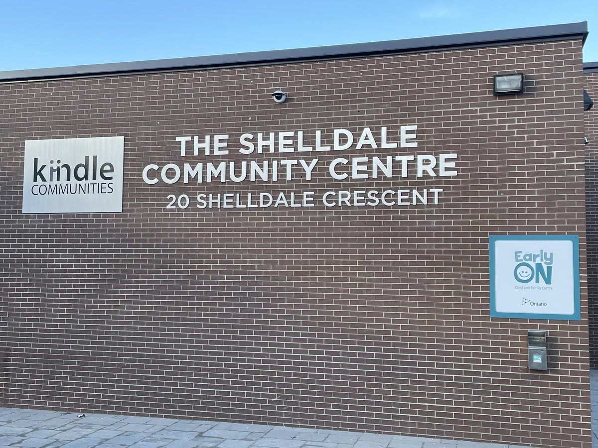 OfficerKGrant's tweet photo. I’ve really enjoyed my time helping out at the #ShelldaleFamilyGateway breakfast club program this week. Thank you #ShelldaleFG for everything that you do for the people of #Guelph!
#Shelldale #PrideServiceTrust #GuelphPoliceService @ShelldaleFG @GuelphPolice @cityofguelph https://t.co/8CLDjc18sX