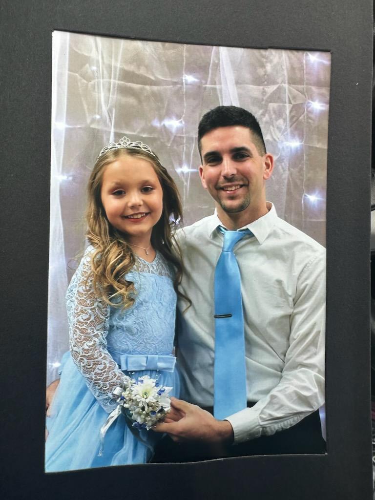 Felixcatt2's tweet photo. My little girl is 8 years old today!  I watched one daughter grow from 4 to 16 but it still blows my mind how fast time goes and how quickly the grow up. I love being a girl dad also helps to have awesome kids. Love ya Aubz and happy birthday!!! https://t.co/C5hP1ZGwTd