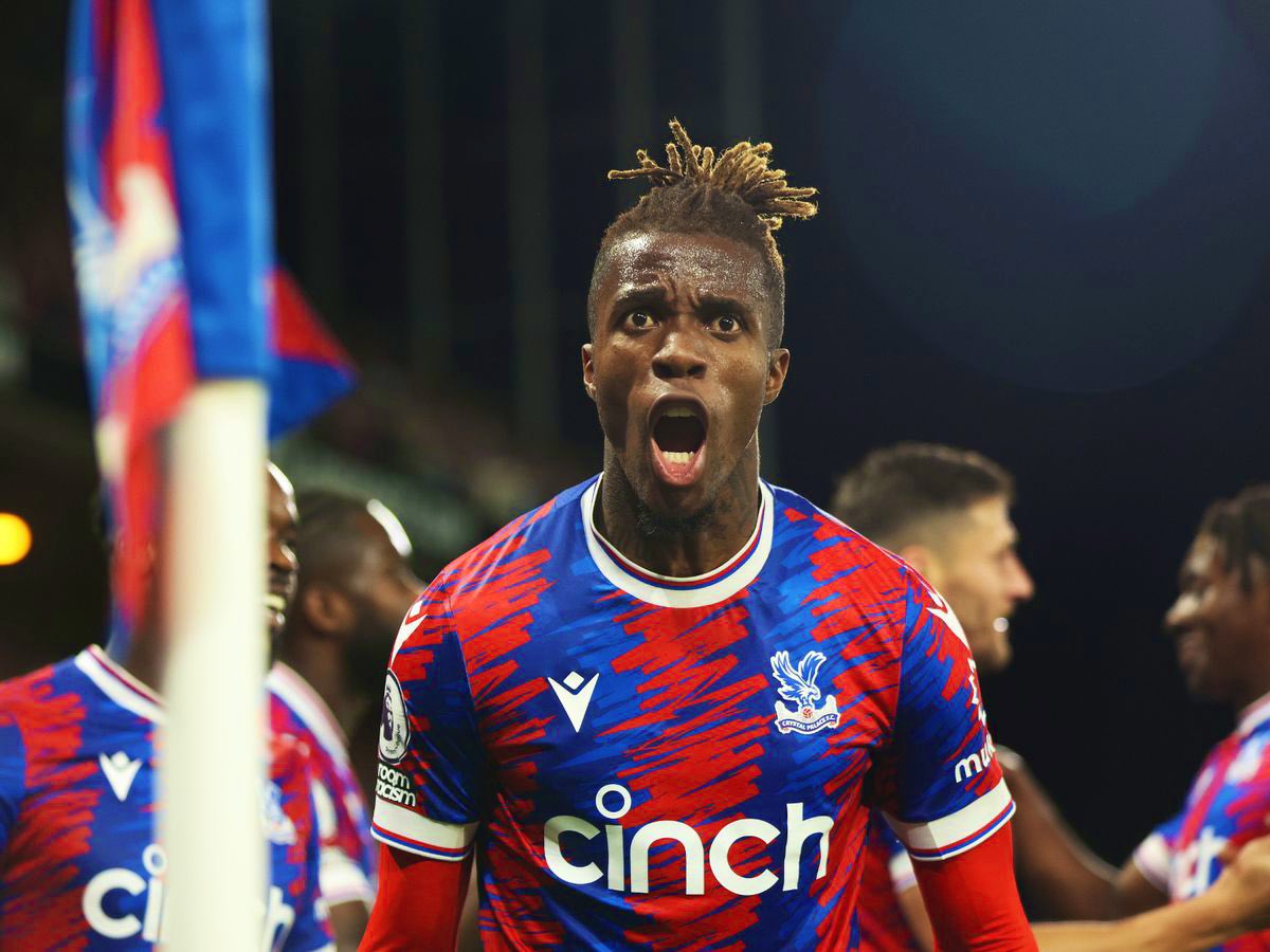 PurelyFootball ℗ tweet media