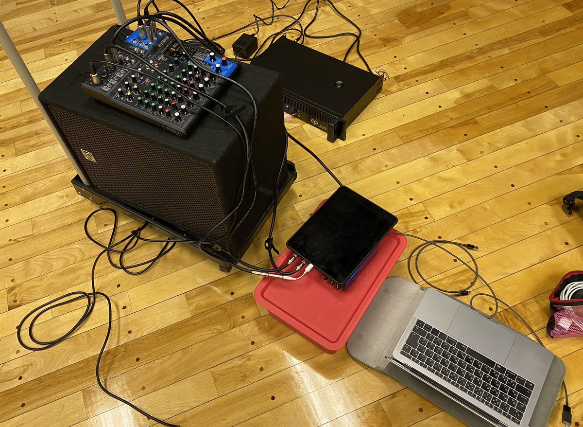 今日はいろんな人を呼んでスネアの練習をしました！🐼🐨🦁
スピーカーやアンプも導入して練習のクオリティ爆上がりでございます！🐨🌿🥦