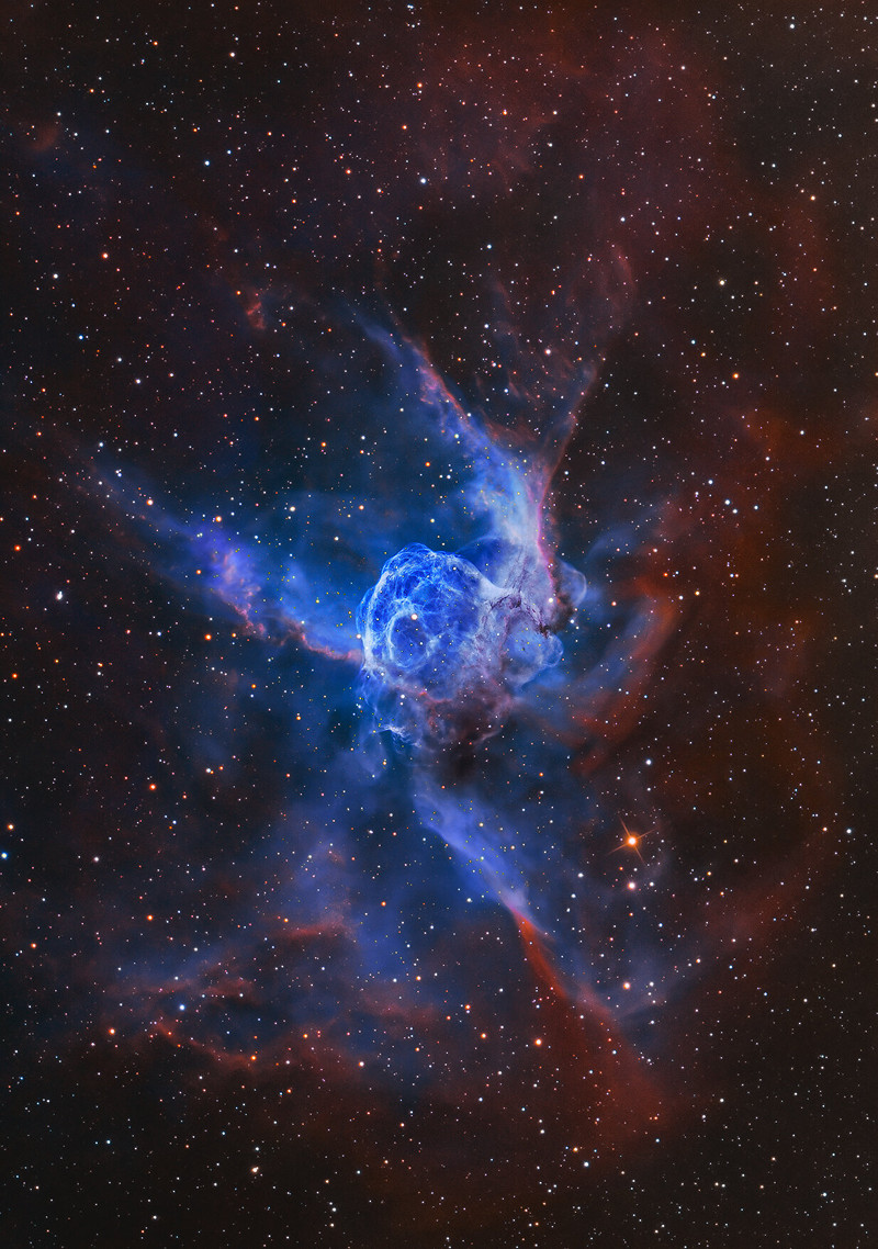 Nereide's tweet photo. 1/3
I already talked abt NGC 2359, an emission nebula also known as Thor's Helmet.

This version is a stunning image obtained by Martin Pugh with data from broadband and narrowband filters using 3 different telescopes.

➡️https://t.co/YJ2T1ZLqwF

#scritturebrevi #ventaglidiparole https://t.co/TJFg2OM9e2