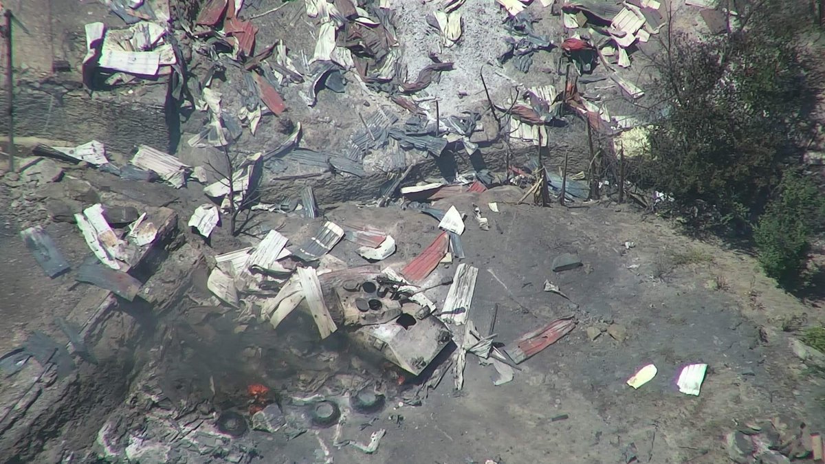 ThomasVLinge's tweet image. #Myanmar 🇲🇲: drone pictures of the two junta tanks that were knocked out by #Chin resistance forces in the ambush outside of #Hakha.

To my knowledge this is the first time that resistance forces in the country have been able to take out armoured vehicles.