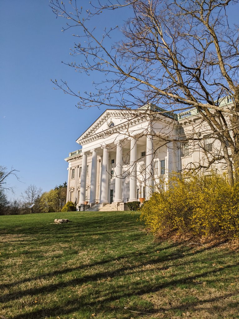 First morning walking to work!! 
👟☀️