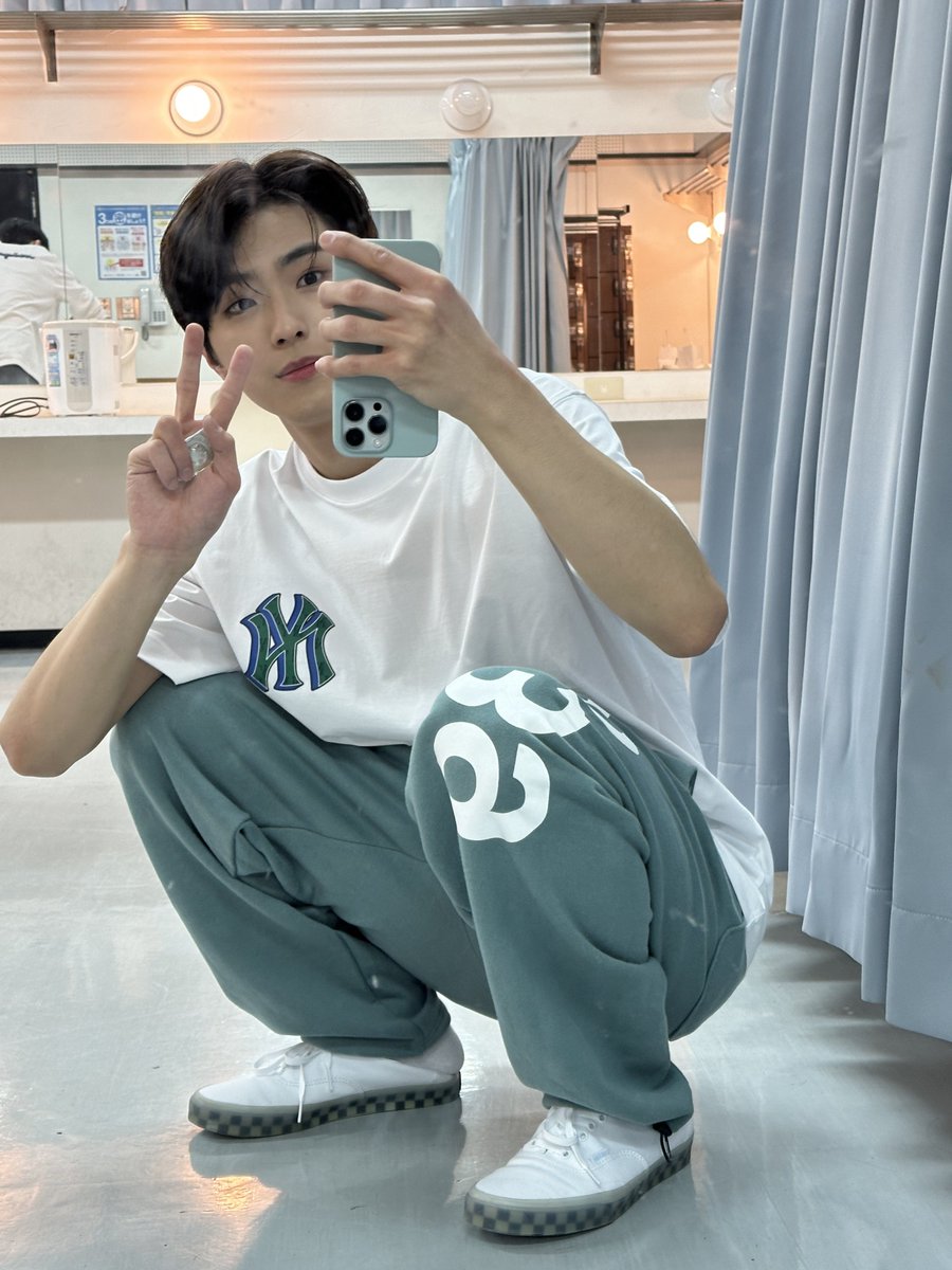 cixmyang's tweet photo. 민트용희다🍀🍀 https://t.co/xdwu98qi6T