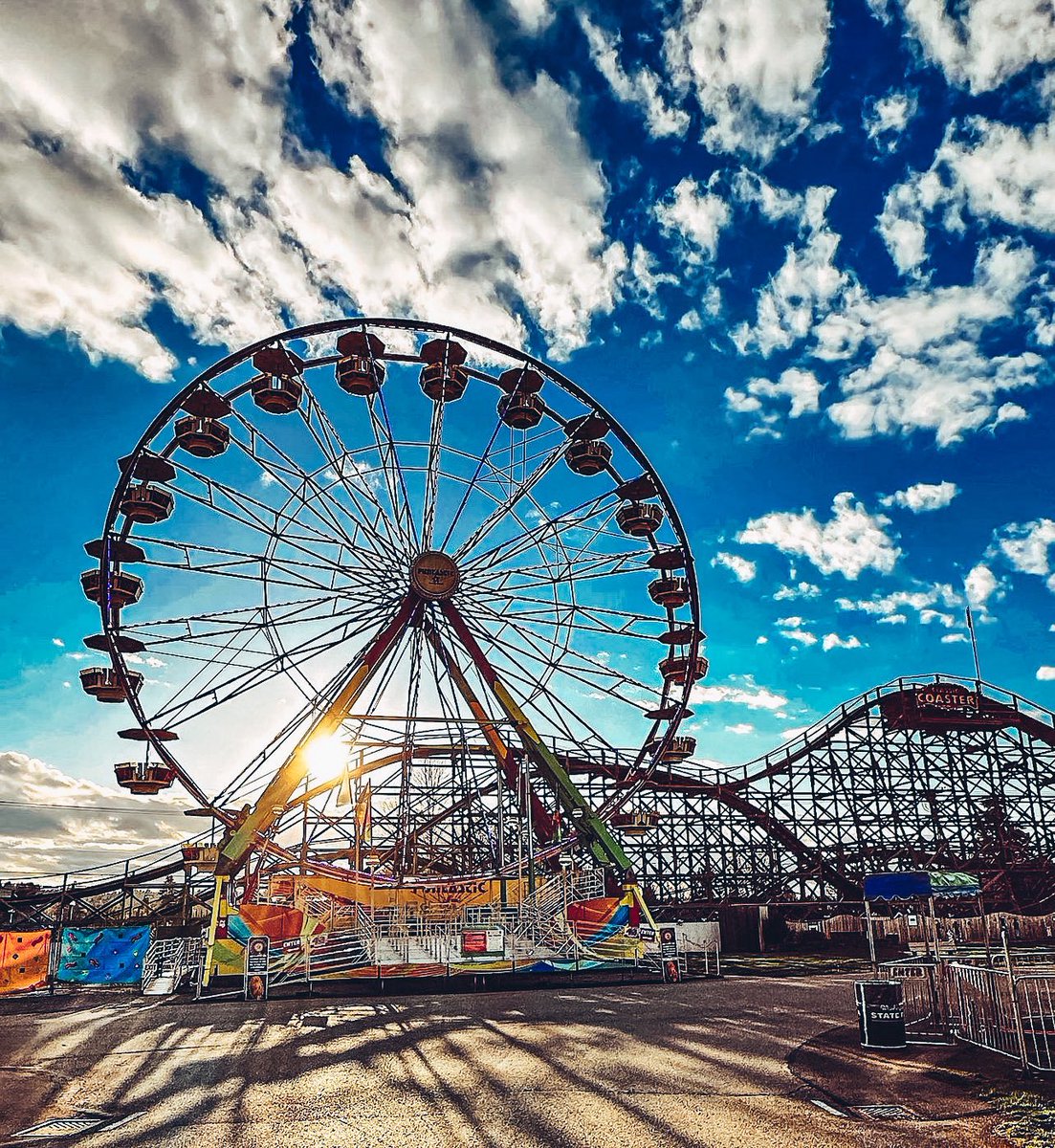visitpierce's tweet photo. Todayโs the day! Washington State Spring Fair begins today, gates open at 2pm ๐ก
๐ธ Washington State Fair
#traveltacoma #mountaincitysea #puyallupwa #wastatespringfair #springfair https://t.co/yOJJjyPBCv