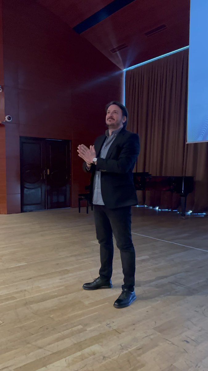 baufens's tweet photo. Bir Günlüğüne Üniversitelisin etkinliği kapsamında dekanımız Yücel Batu Salman Bahçeşehir Koleji Fen ve Teknoloji Liseleri öğrencileri ile bir araya geldi. https://t.co/B1AHq2H2vh