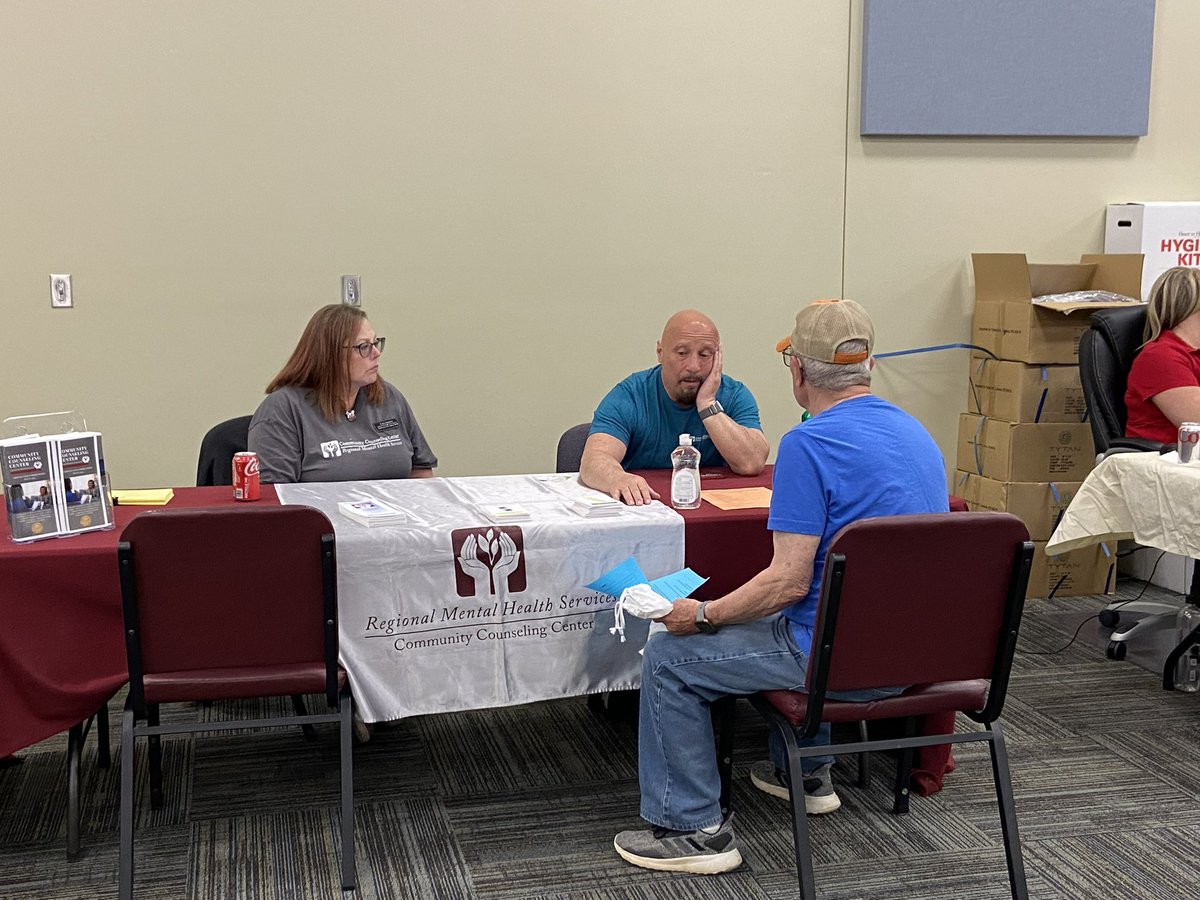 MoSEMA_'s tweet photo. Yesterday, the MARC in Bollinger County served 269 individuals from 86 families. It will be open again today from 🔟am - 7️⃣pm. If you’ve been impacted &amp; still need assistance, come by and see us. We’re here to help! https://t.co/9ZwhRPCJ2h