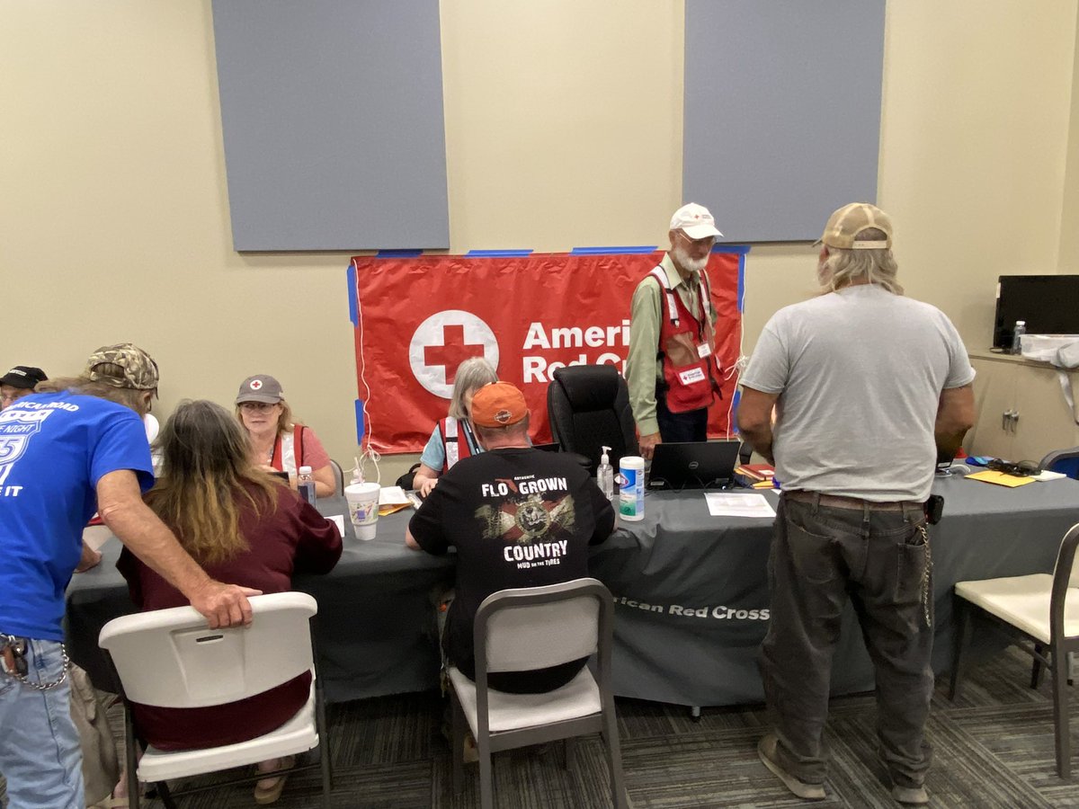 MoSEMA_'s tweet photo. Yesterday, the MARC in Bollinger County served 269 individuals from 86 families. It will be open again today from 🔟am - 7️⃣pm. If you’ve been impacted &amp; still need assistance, come by and see us. We’re here to help! https://t.co/9ZwhRPCJ2h