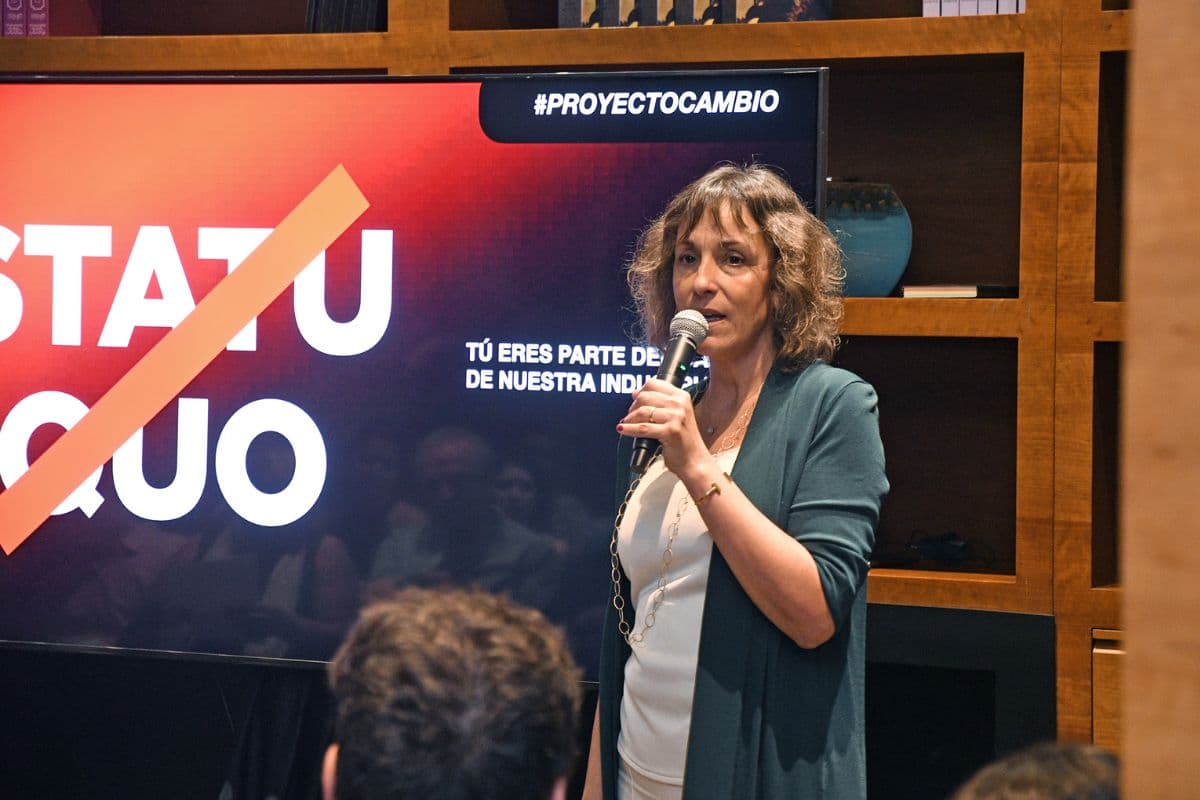 Marketing Insider Review tweet media