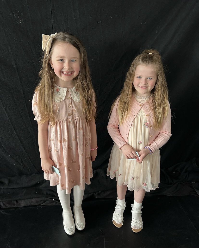 karamcdaid's tweet photo. Daisy and Paige taking part in @derryfeis in the P2 Childrens Verse, both girls did amazing, Daisy was highly commended and Paige took 3rd place. Best friends since nursery at Holy Family 🎭 @principalhfps #derryfeis #foylespeechanddrama https://t.co/GePn51yktc