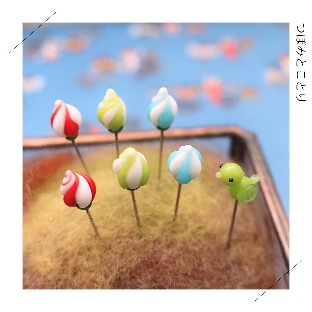 gemmaammeg's tweet photo. 今年もつぼみ始めました🌼 https://t.co/C5HKD4cCOM