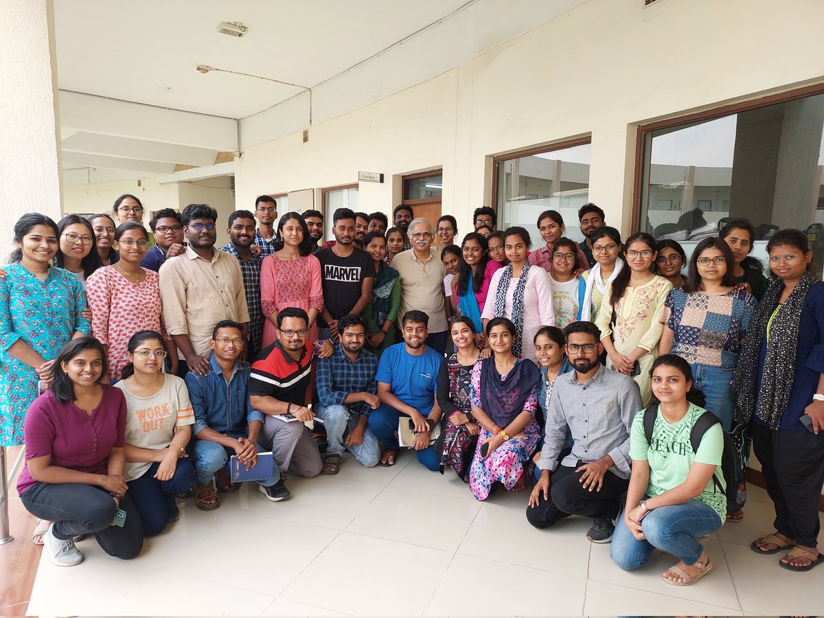 shekhar_mande's tweet image. 50 odd students who attended the 4- credit course on &quot;Biomolecular Structure &amp;amp; Interactions&quot; in the beautiful lush green University of #Hyderabad 

@HydUniv