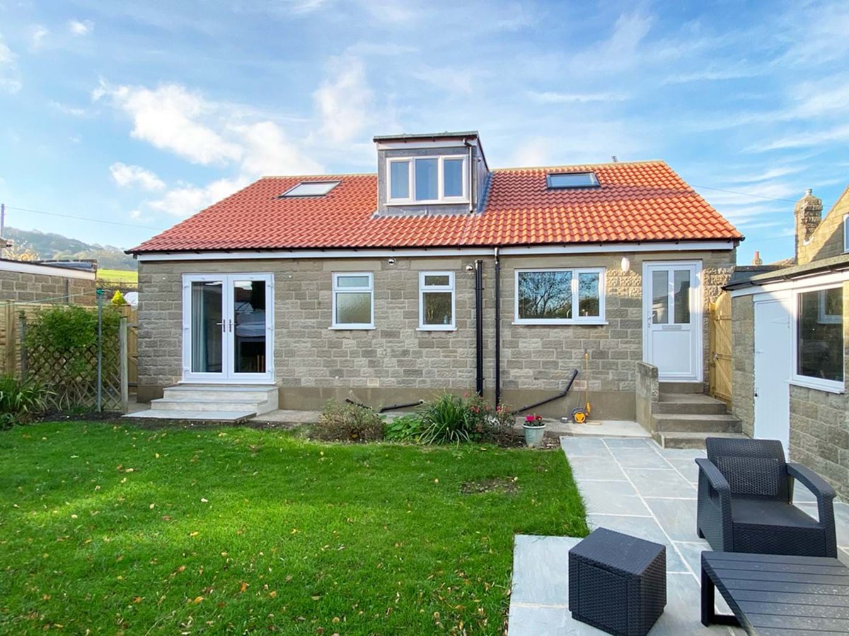 BathingNature's tweet image. Sea Fern is a spacious, walking and cycling friendly holiday cottage, within 1 mile of Robin Hood's Bay and the beach.

This beautifully renovated cottage is the perfect base for walking the ClevelandWay and for traffic-free cycling along the Cinder

naturebathing.co.uk/directory/gene…