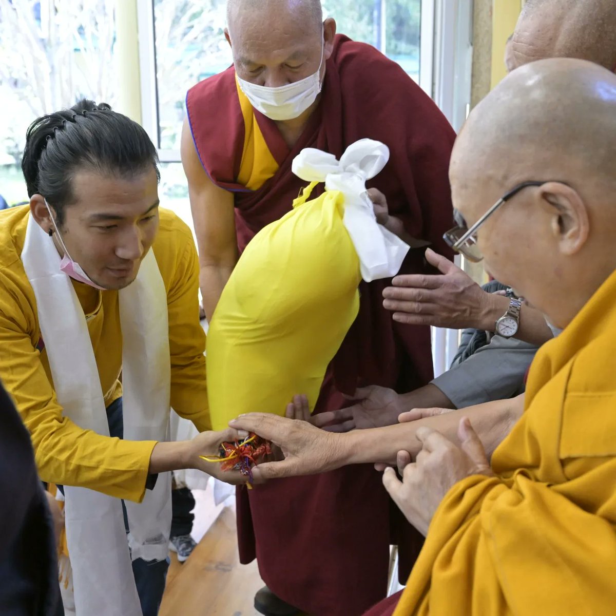 Abukarmavlog's tweet photo. #NewProfilePic
#loveandcompassion #dalailama #istandwithdalailama #Tweetoftheday https://t.co/p0vSUXQGY9