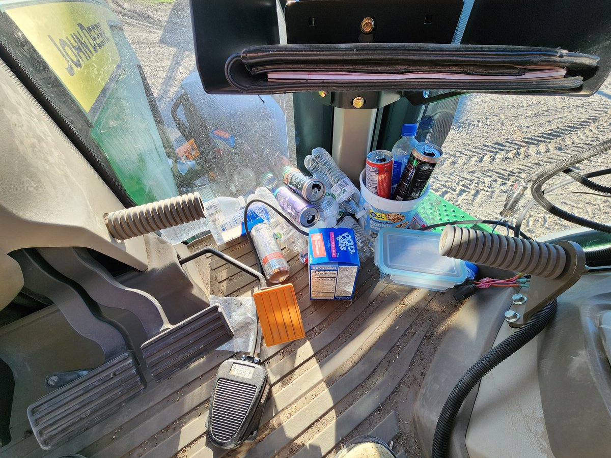 LEAADFarms's tweet photo. Refrigerators and leather seats are cool but do any tractor manufacturers make in cab garbage cans?? https://t.co/TKyM03gM3h