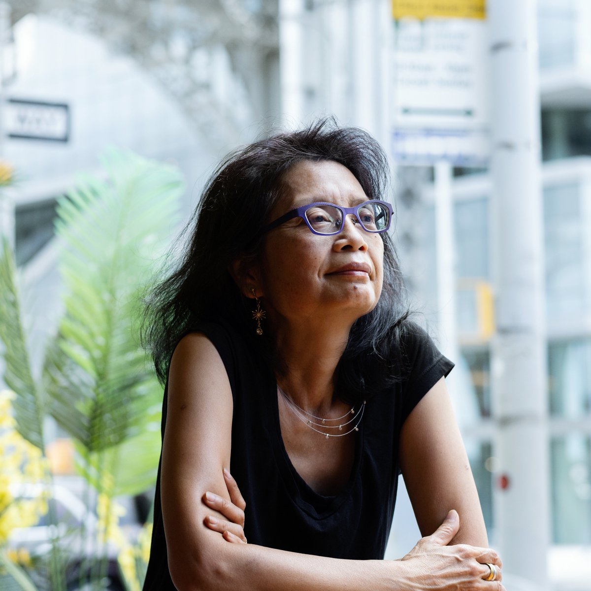 Join Us! Kenneth and Georgia Barwick lecture today at 5:00PM with acclaimed Korean-American writer Marie Myung-Ok Lee.

This hybrid talk will take place in Cohen Auditorium (230 South Frontage Road) and online via Zoom.
Zoon Registration Link:
yale.zoom.us/webinar/regist…