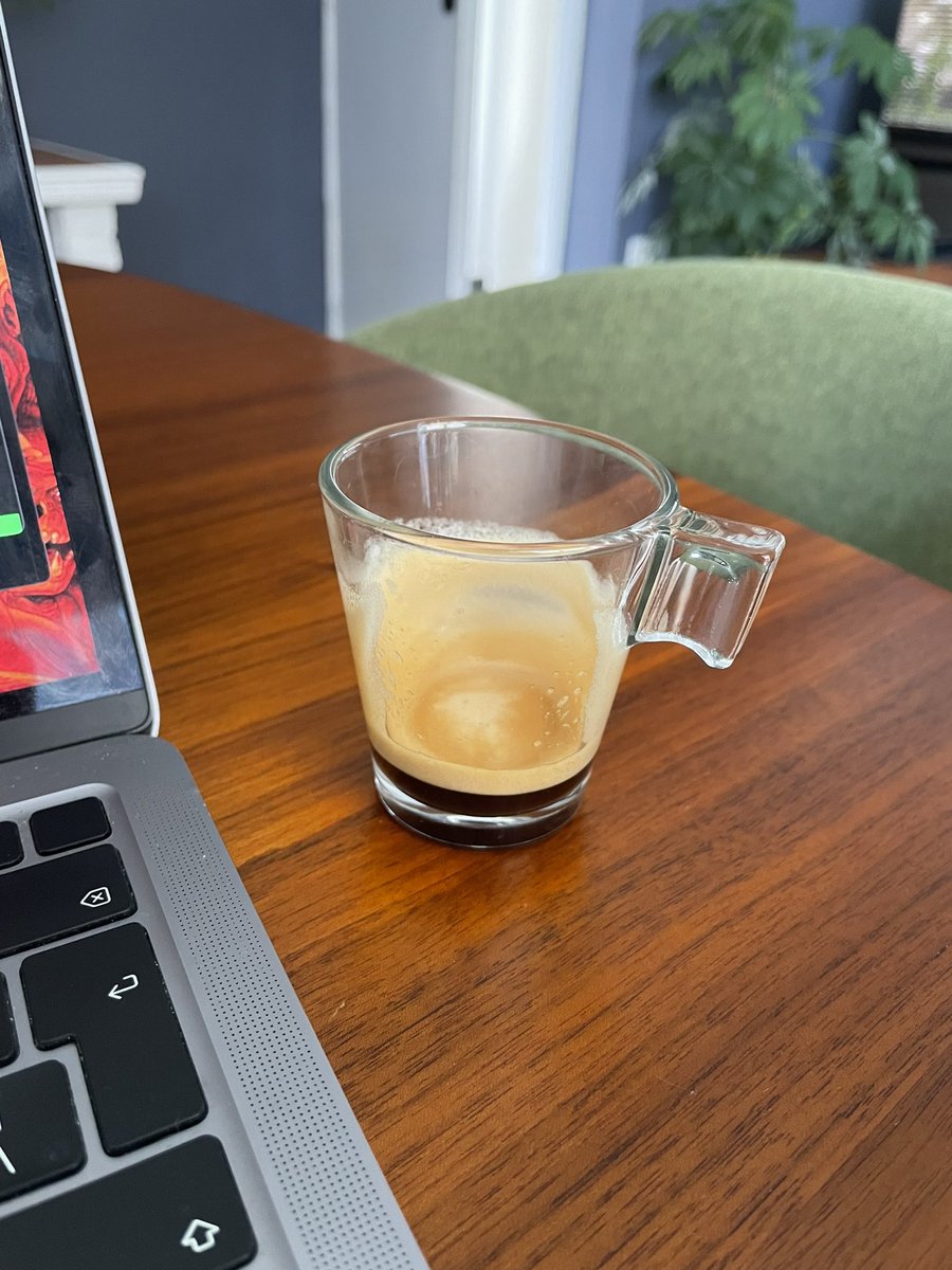 kogelstroop tweet media