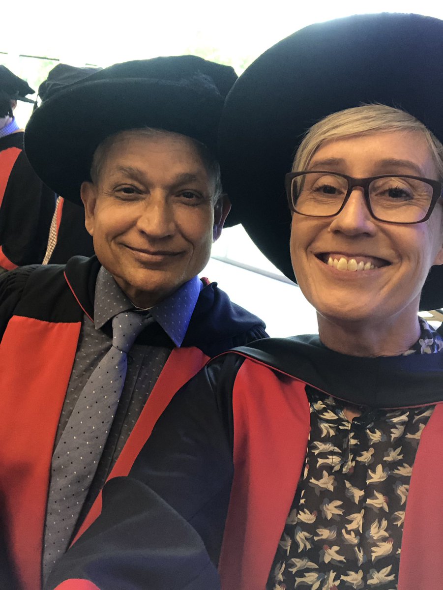 claudine_bonder's tweet photo. Celebrations 🎉🎉
Dr@kay_mmin graduated today 👏🏻👏🏻👏🏻 
Sitting in the ceremony brought back so many memories of how challenging the last few years have been and how extra proud I am of the students who have worked through it 👊🏻👊🏻
@CCB_Research https://t.co/OAIoRMKBjK