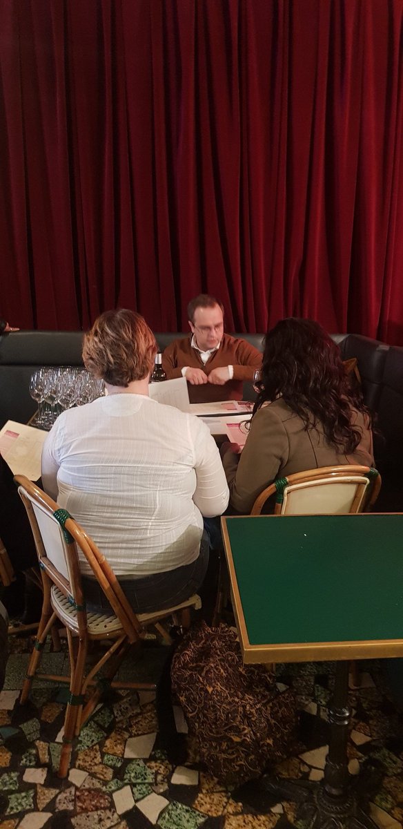 StephanieSete's tweet photo. 📣En direct : Portes ouvertes du groupe #TheMarcel
Présentation des 4️⃣ établissements du groupe 🍽, des entretiens, des échanges, et ateliers de découverte. Ambiance détendue avec la présence du Chef Étoilé Denis Martin.🤗 Candidats et employeur satisfaits!
@Poleemploi_oc #Sete https://t.co/V7BRaiHRL7