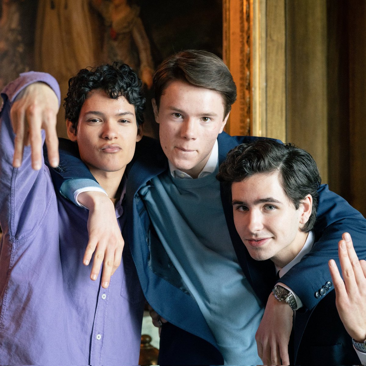 YoungRoyalsFr's tweet photo. #INFO | Le tournage de la saison 3 a commencé https://t.co/GCcuyViLBU