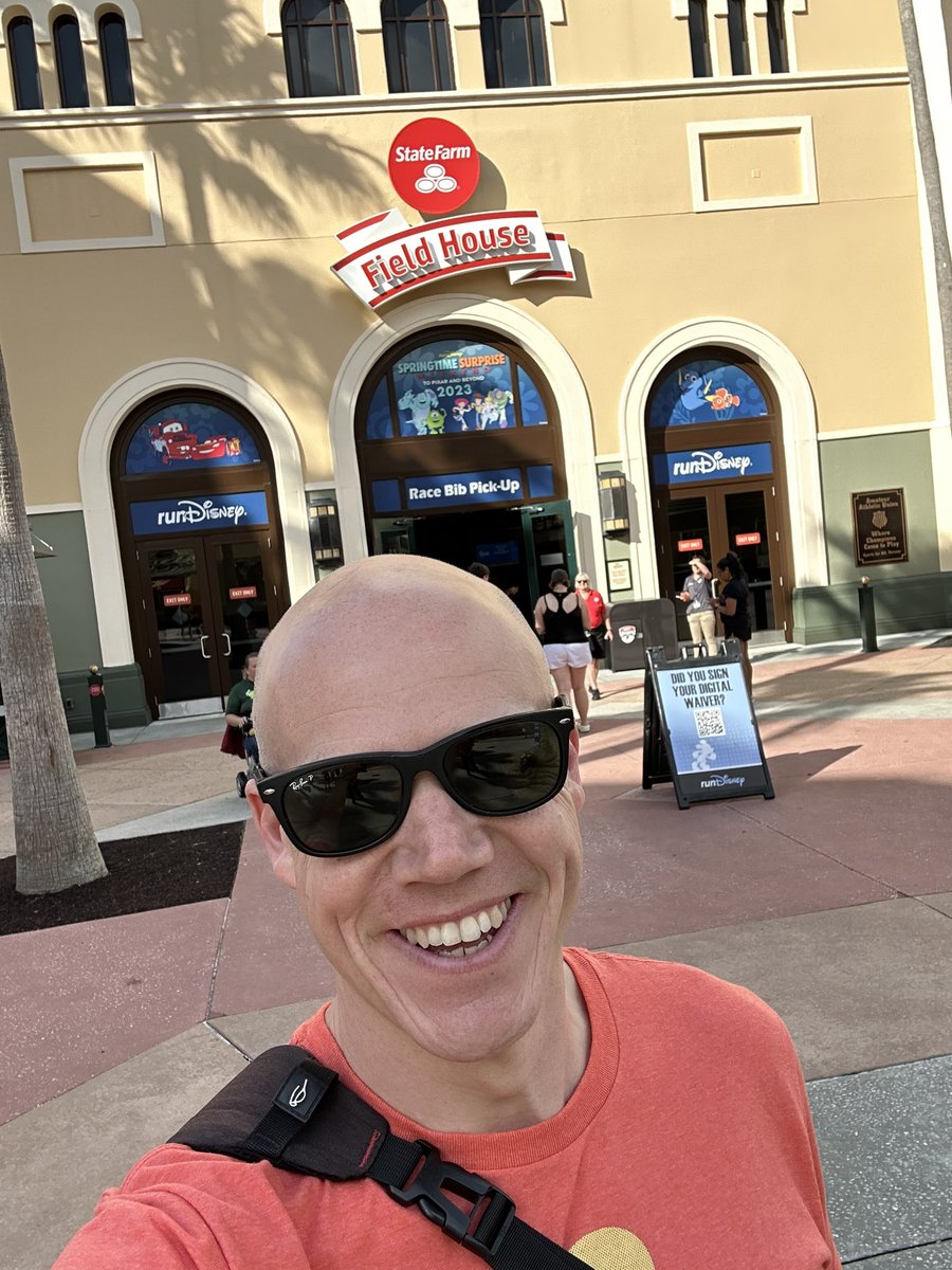 itsnatebishop's tweet image. Let’s find that bib! #runDisney #SpringSurprise #WaltDisneyWorld