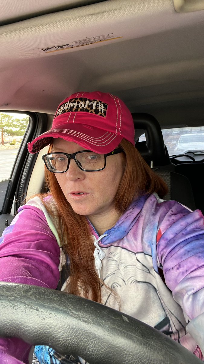 DrharleeQuinn_'s tweet photo. Busy #mommalife LFG STILL OUT SUPPORTING IT UP LIKE THE BOSS I AM!! Having a bad day?? Need someone to chat with all my inbox ๐ฅ are open lfg!! None of us are in this alone #MentalHealthAwareness #yourworthit https://t.co/Wb7uHU224R