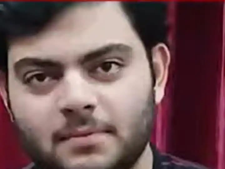 AdvAshutoshBJP's tweet photo. Just to let you know, when Gangster Vikas Dubey was faced by the police in Uttar Pradesh and has been encountered, Hindus/Right Wing/Sanghi did not defend him.

Hindus, however, praised the police of Uttar Pradesh in place of this, the same as today's encounter with Asad Ahmad. https://t.co/14JKYQiFGx