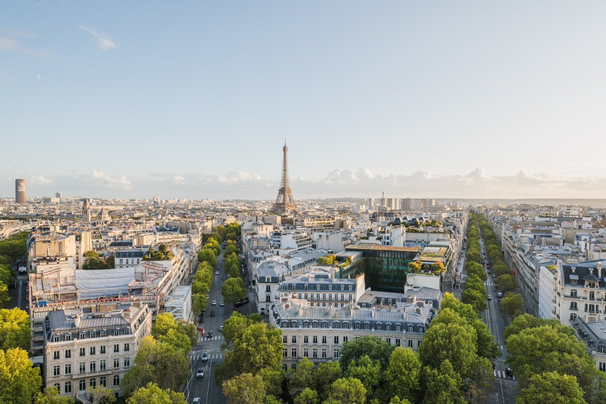 Bonjour 👋 fellow Paris enthusiasts! Follow us for the inside scoop on the best cafes, museums, restaurants and hidden gems in Paris ✨ #ParisInsider #ExploreParis #VisitParis #ParisCityGuide #ParisTravel