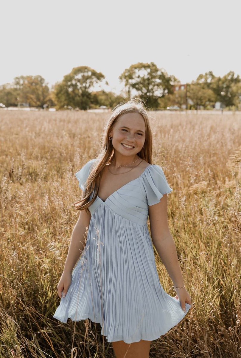 PHS_GSOCCER's tweet photo. ❤️⚽️SENIOR SPOTLIGHT⚽️❤️ 
Ashley Lynch #1 
Favorite Pregame Snack: Apples 
Favorite Soccer Memory: Scavenger Hunt 
Favorite Hobbies: Shopping and Hanging out with Friends 
Future School: University of Nebraska-Lincoln https://t.co/fTvbUZ34lW