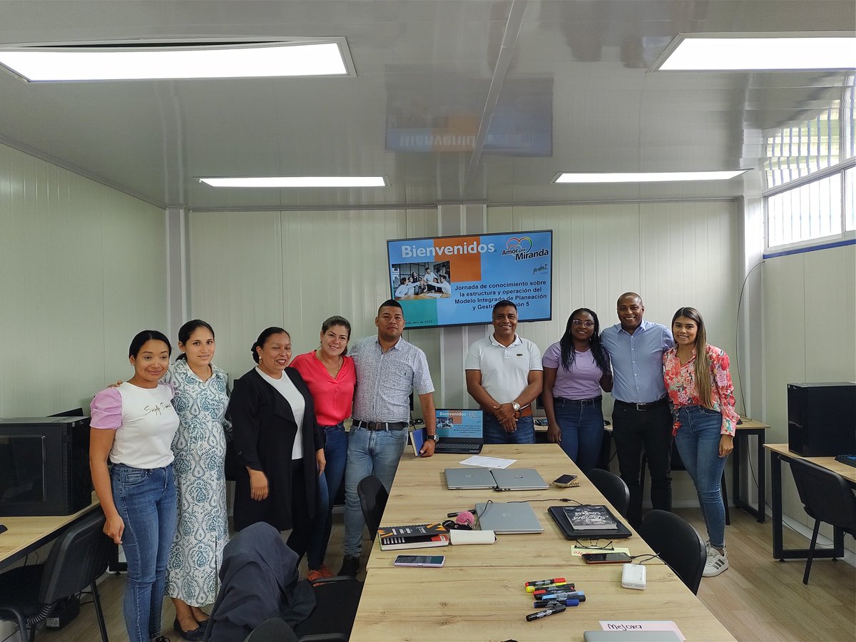 luznegrita2011's tweet photo. La @AlcaldiaMiranda gestiona conocimiento MIPG con la actualización versión marzo de 2023, con su equipo directivo, para cumplir su apuesta estratégica "Amor por Miranda" https://t.co/5D6rxysb6A