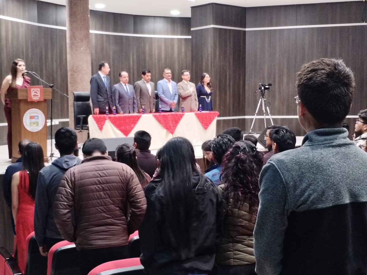 EspochRio's tweet photo. La Facultad de Informática y Electrónica y la Célula Académica #FalconTeam presentan las conferencias magistrales en el evento #TechTalk2023 espacios para intercambiar conocimiento en tendencias tecnológicas y avances en el mundo de la información.
#HacemosHistoria
#Espoch51Años https://t.co/77zwKZgbyq