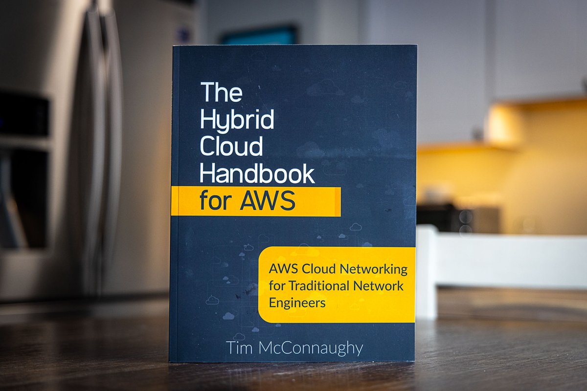 artofneteng's tweet photo. Today is the last day to enter our book giveaway - we will announce the winners right here tomorrow. Giveaway closes at midnight Eastern tonight! #aone #cables2clouds #hybridcloud #cloud #networking  #giveaway 

https://t.co/mpHqicyVub https://t.co/oKwH5akidy