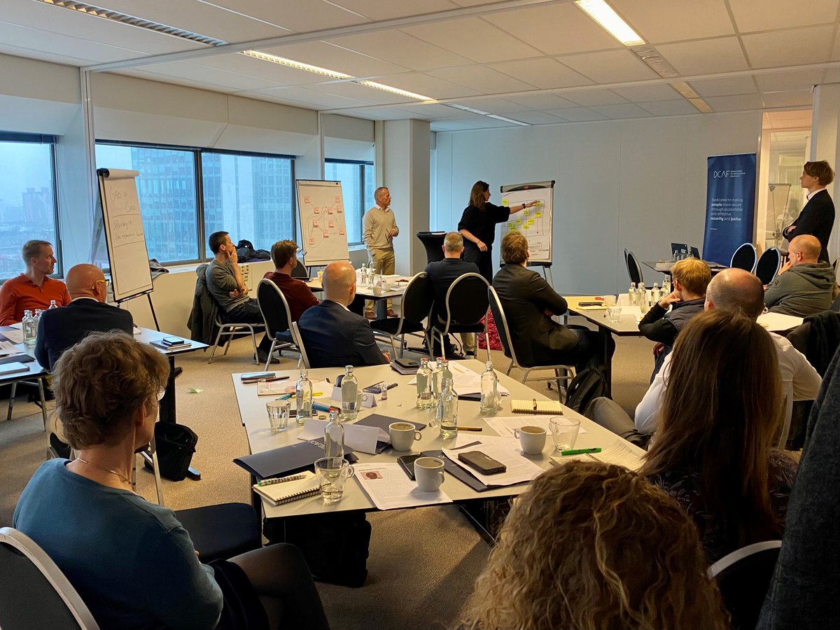 DCAF_Geneva's tweet photo. It is a wrap for our Interdepartmental #SSG #SSR training in #Netherlands 🇳🇱. Lots of group work and talk about #youth, #gender, #Migration, the prevention of violent extremism &amp; further improving how the 🇳🇱 does SSG/R programming. 
#ISSAT  @Defensie https://t.co/khyMzas2i6