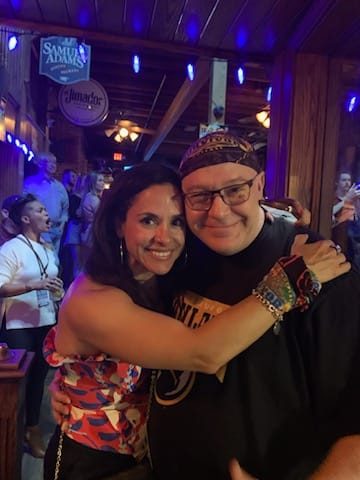 sweathogs72's tweet photo. Spent my 26th Wedding anniversary at a #Survivorwatchparty with Heidi from the current season #Survivor44 

WIFE: (Not Pictured) LMAO!! https://t.co/8Q44HdQlna