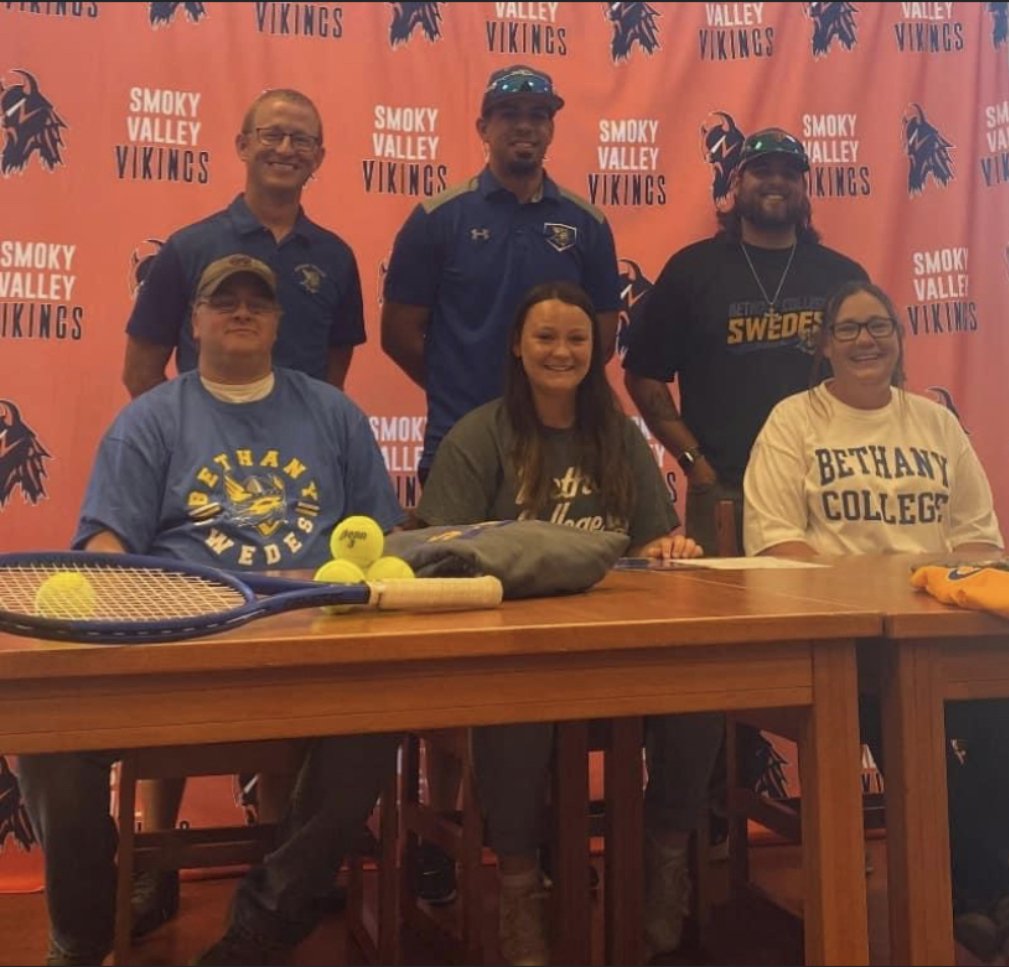 USD400SVHS's tweet photo. Congratulations to Karee Adam on signing to continue her Tennis AND Softball career at Bethany College!! Good luck, Karee! #SVstrong #SmokyValleyProud https://t.co/hLEuTL2r5I