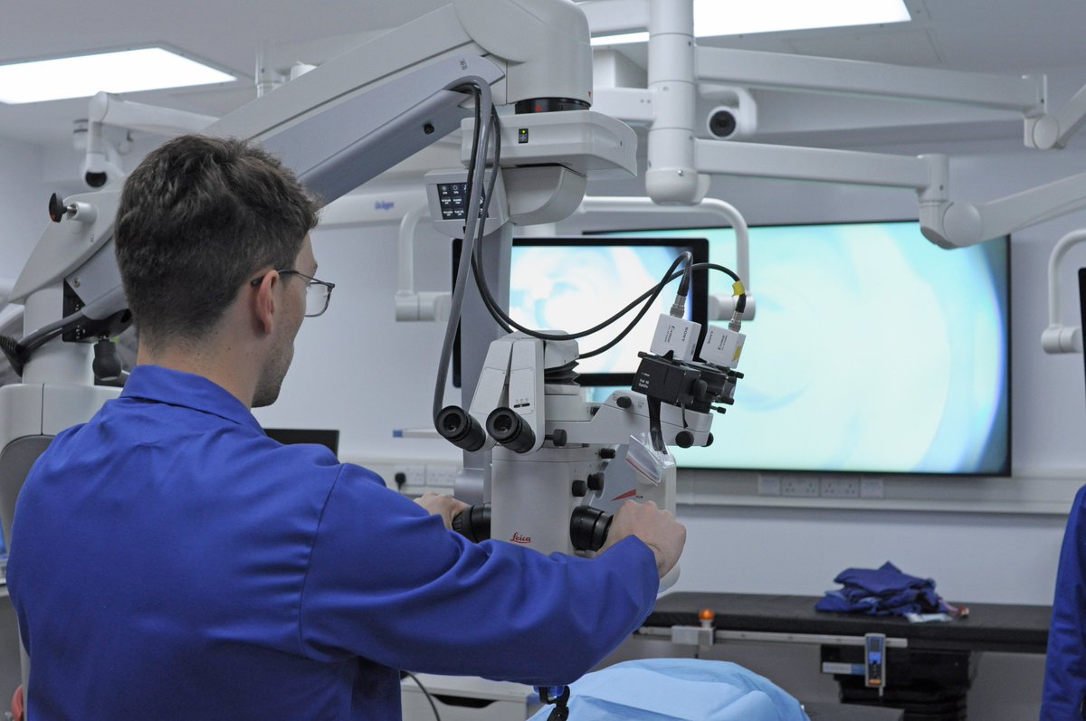 KingsImaging's tweet photo. 📢 Two #surgeryCDT funded PhDs must close Sun 16 April
Blood flow dynamics assessment within the Supera stent in the common femoral and popliteal arteries
+
Blood flow dynamics assessment distal to knee and hip arteries stented with the Supera stent
👉https://t.co/MTPbqGerKY https://t.co/yGhWfrUDEE