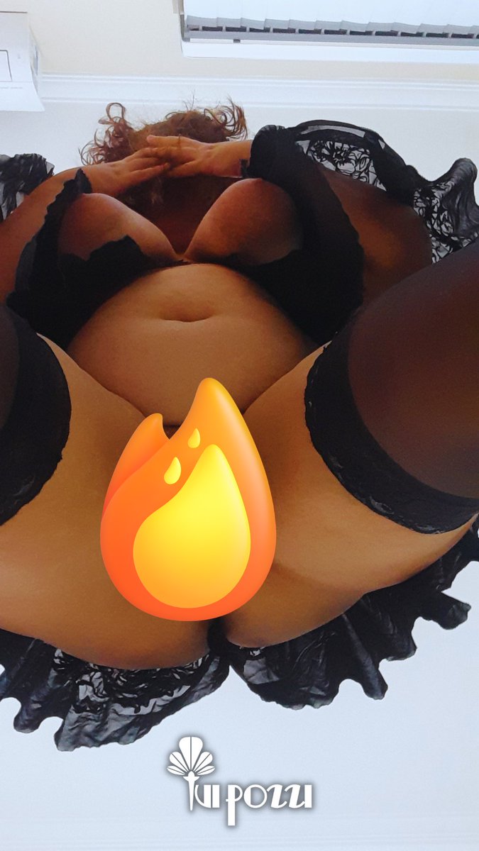 IviPozzi_SW's tweet photo. I really like #ThickThursdays. It's a hashtag that allows most real bodies, real women, to show off without fear. Congratulations to whoever created this game https://t.co/PL30AFe32l