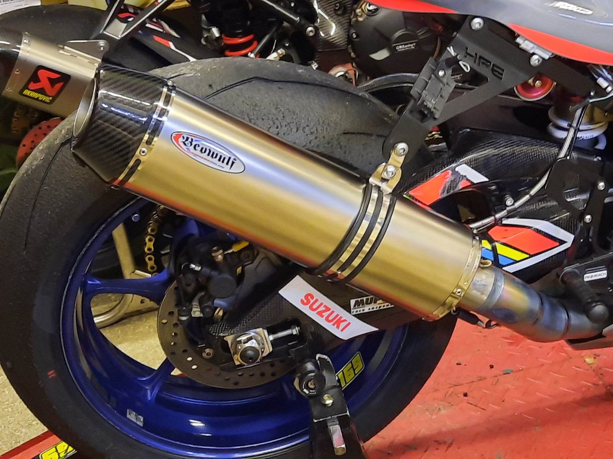 BeowulfUK's tweet photo. We now make a 60mm slip on with spring hooks 😎💪😁  Get yours here 👇
https://t.co/RuN5Y7dpuP
#beowulfexhaust #NoLimitsOnTrack #ukmade https://t.co/ucMTdXWqRV