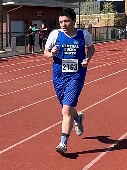 CBTOPSS's tweet photo. Yesterday Unified Track teams from all 3 CB High Schools competed at the meet at CB East. 🏃🏃‍♂️Way to go Isaac and Jagger!  @CBWestHS @unified_cbs #unifiedtrack https://t.co/ZkDdwlR3Ye