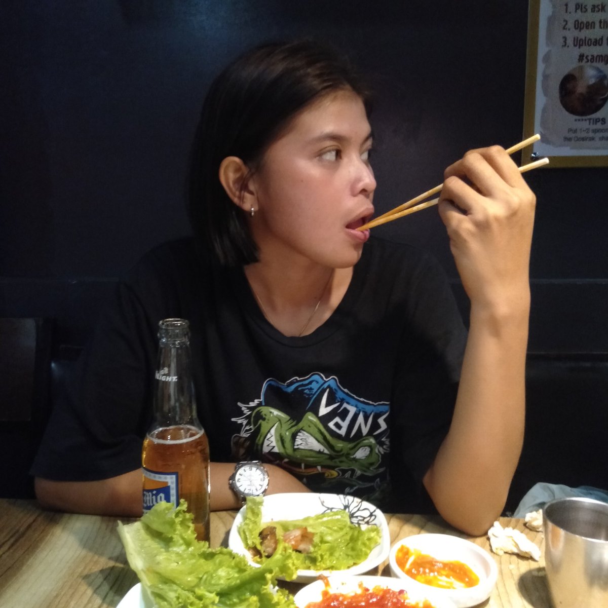 Izazyra's tweet photo. boring kaya nag samngyup :)) https://t.co/nLCnDr4IgK