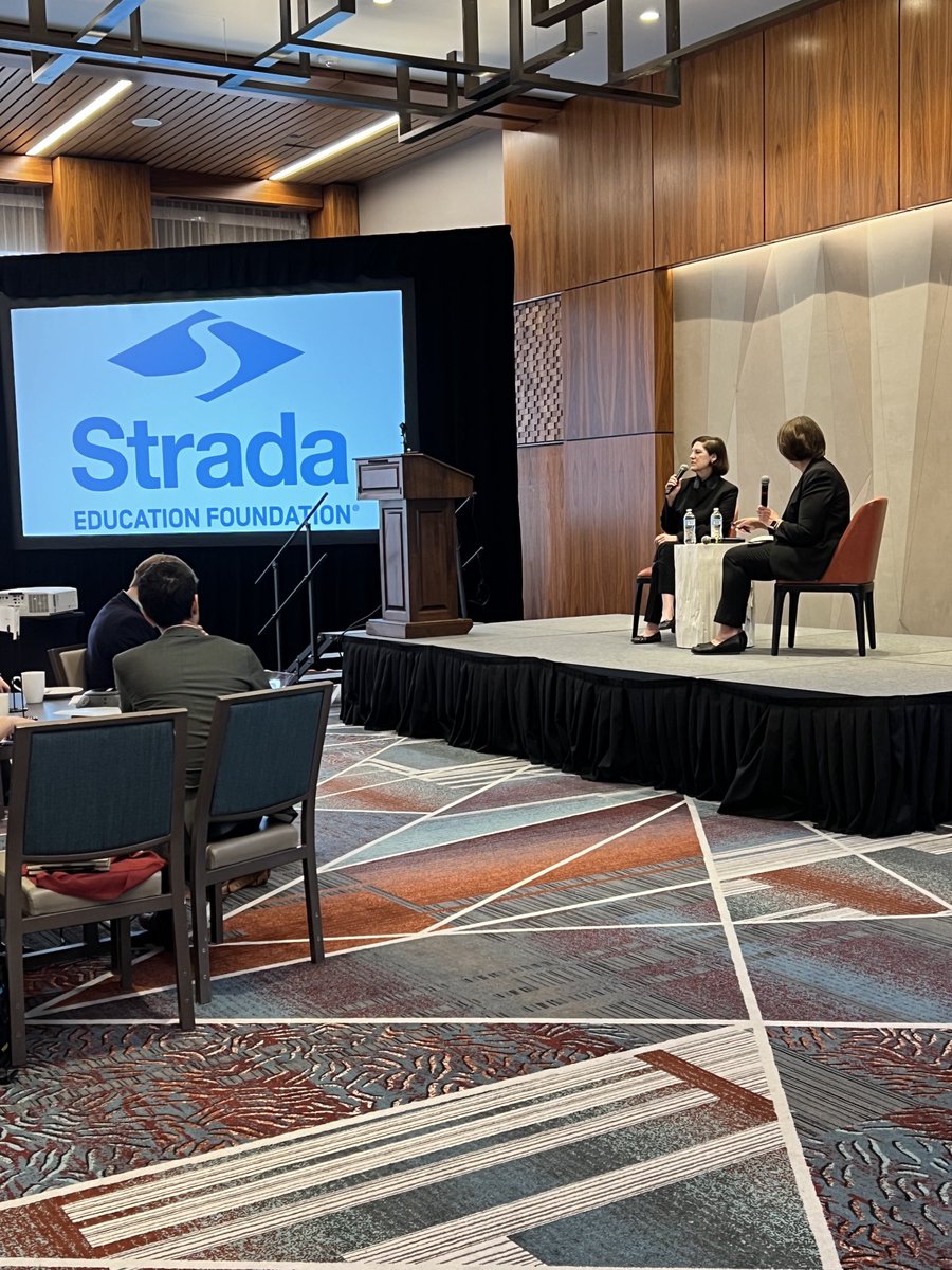 AnnieM_Phillips's tweet photo. Senior Counselor at US Dept of Commerce, Zoe Baird, speaking to ⁦@stradaeducation⁩ Employer and Community College Partnerships today. “Business has an enormous role to play to creating an inclusive economy. It’s not just on educators.” https://t.co/D6gXQD1PQm