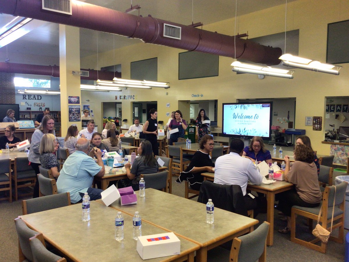 SSELibrary's tweet photo. Beautiful luncheon by @cishouston in the library yesterday. Thanks so much to @MarathonOil for all that you do and being such a fantastic partner to @SSE_Wildcats 
And thank you to CIS for all you do to support our students. https://t.co/ALdkhYenlG