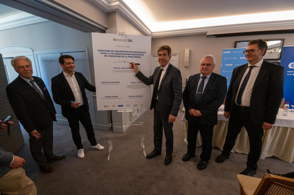 Charles Ange Ginésy tweet media