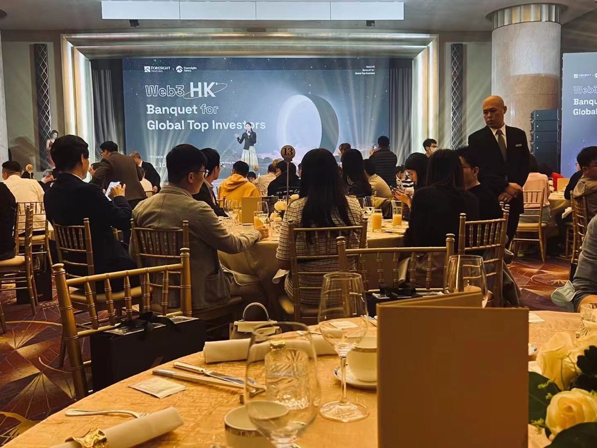 Joyce fun tweet media