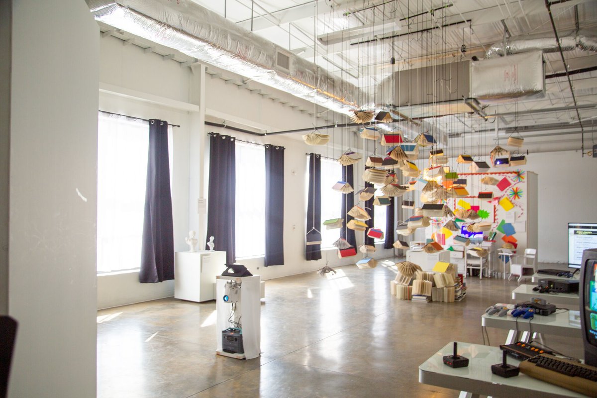 amzgstudios's tweet image. One of @LocalFirstBank's Power of Good Initiatives that we featured in their #ProjectLaunch exhibit is their 'Book Club' which seeks to increase literacy rates in the Carolinas. To represent this we suspended over 100 books from the ceiling. 
#PowerofGood #ArtDirection #SetDesign