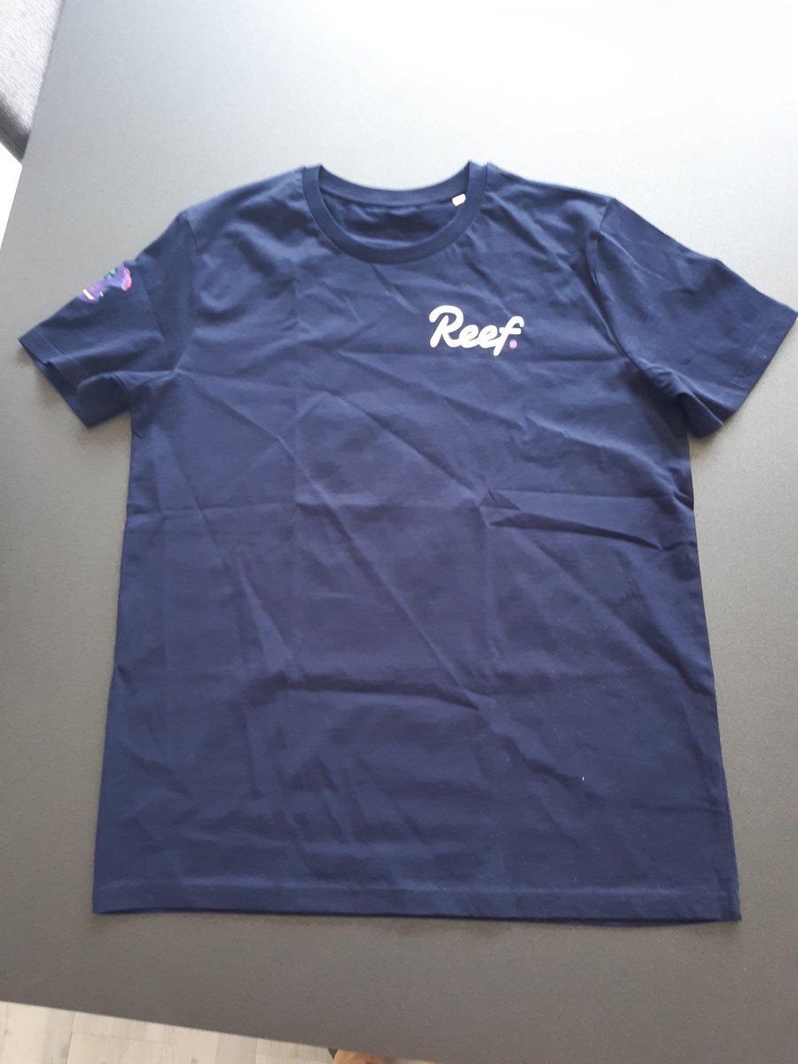 Pierre4Reef's tweet photo. Thanks @ReefModa well receive my $Reef clothes. Very cool and very high quality 👏 https://t.co/HnoAnXssqP