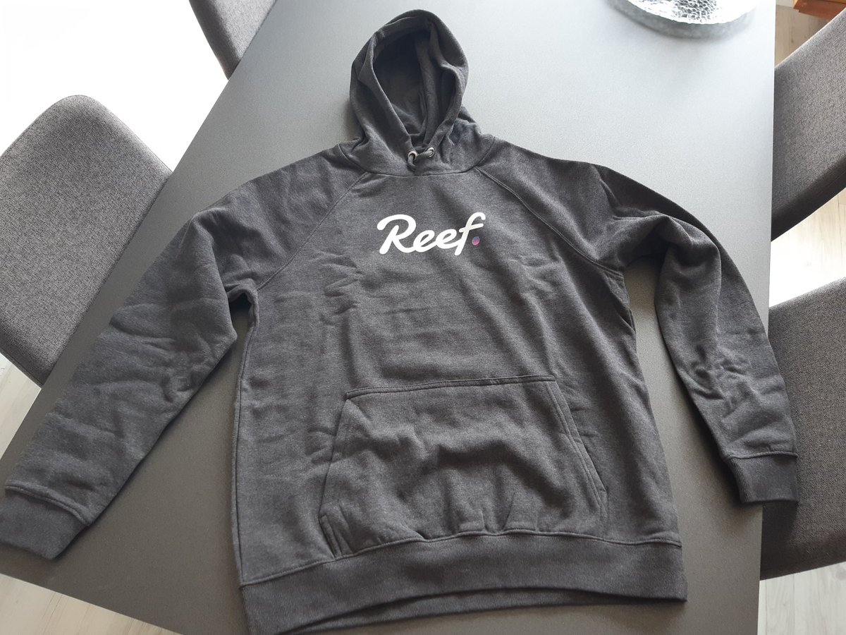 Pierre4Reef's tweet photo. Thanks @ReefModa well receive my $Reef clothes. Very cool and very high quality 👏 https://t.co/HnoAnXssqP