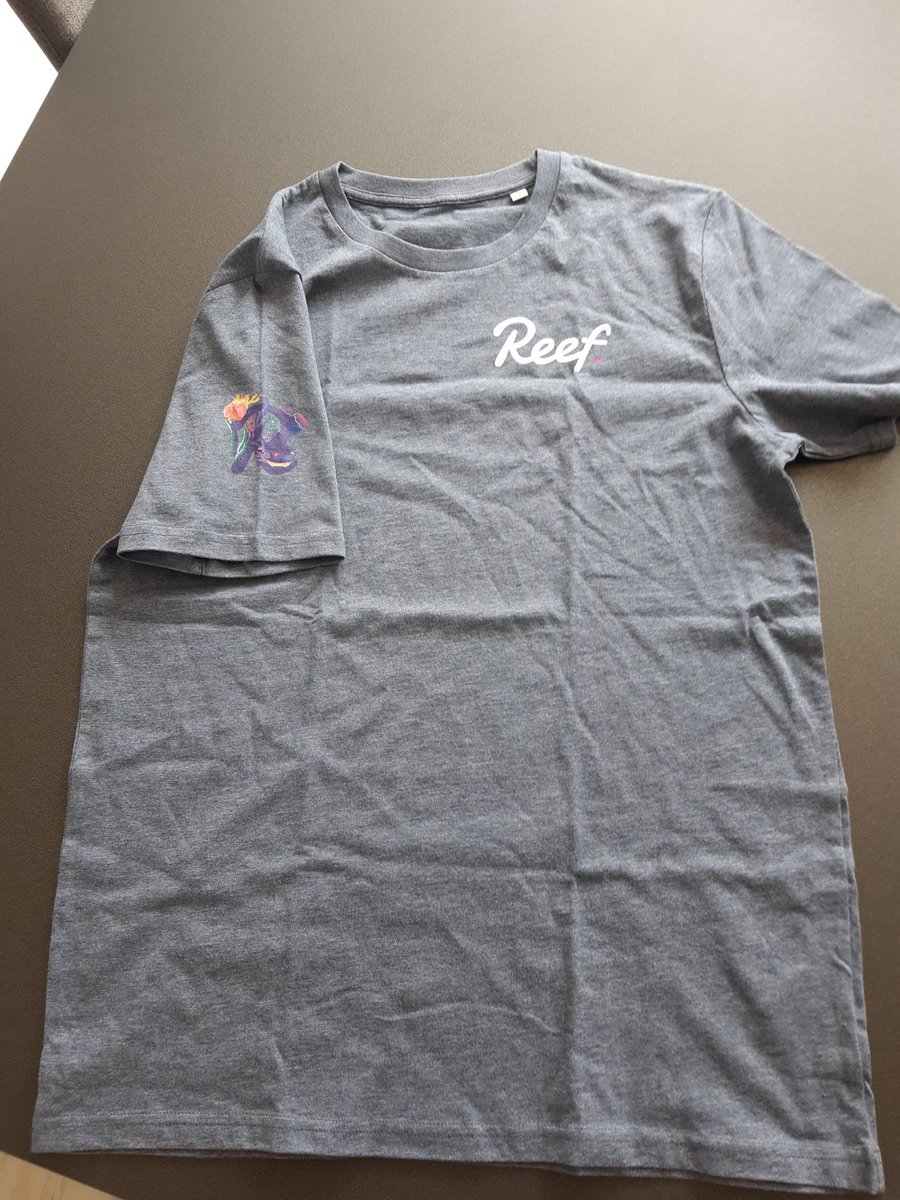 Pierre4Reef's tweet photo. Thanks @ReefModa well receive my $Reef clothes. Very cool and very high quality 👏 https://t.co/HnoAnXssqP